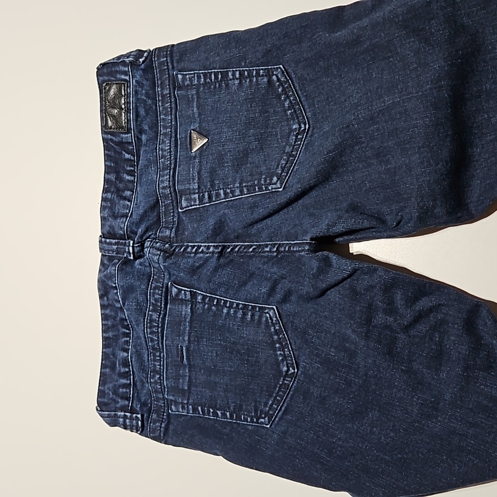 Guess Low Rise Jeans - Picture 9 of 9